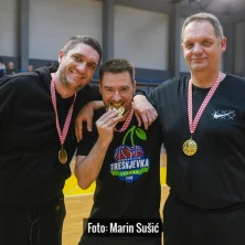 Juniorke Tresnjevka FSV Dodjela 4912