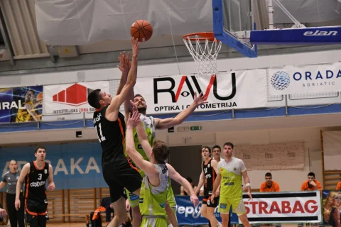 Prva muška liga (22. kolo): Đakovo slavilo u Makarskoj, DepoLink Škrljevo u derbiju bolje od Mladosti