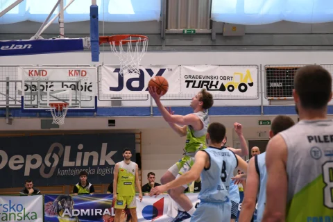 Finale Prve muške lige: DepoLink Škrljevo povelo, druga utakmica igra se u srijedu u Kaštelima