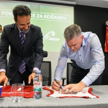HKS - Pokaži srce