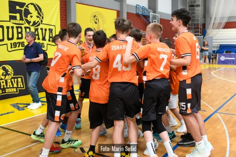 Dječaci Cedevite Junior (U13) prvaci Hrvatske, Larus srebrni, Split brončani
