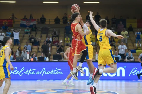 Treći dan U18 EuroBasketa: Hrvatska ostala neporažena, Rumunjska slavila nakon produžetka