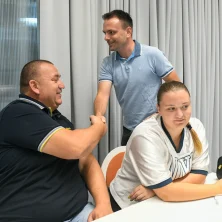 SastanakPremijerZenske 9511